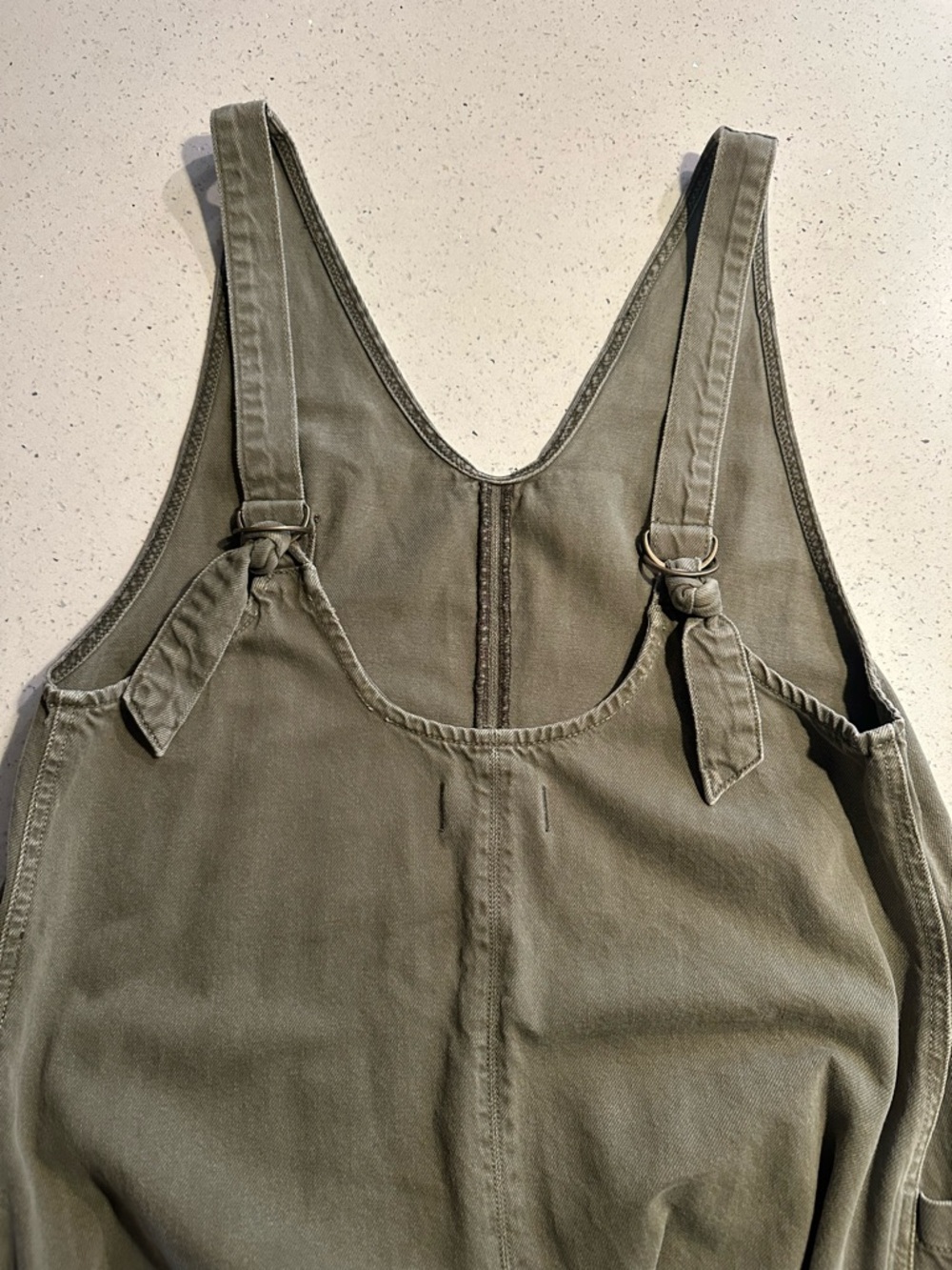 We The Free by Free People / Jumpsuit in Olive / pre-loved / EUC - Picture 15 of 16